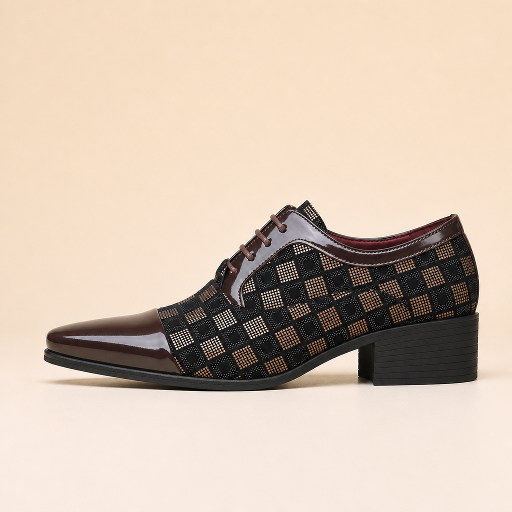 Black men's leather pointed-toe slip-ons
